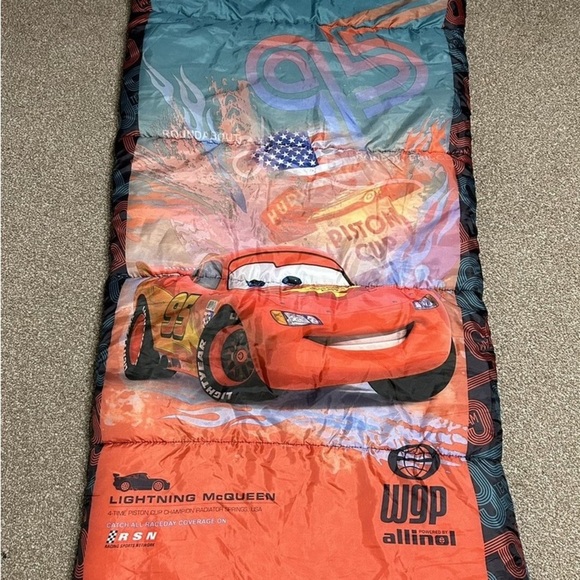 Disney Cars Lightning McQueen Red and Blue Blanket sleeping bag - Picture 3 of 8